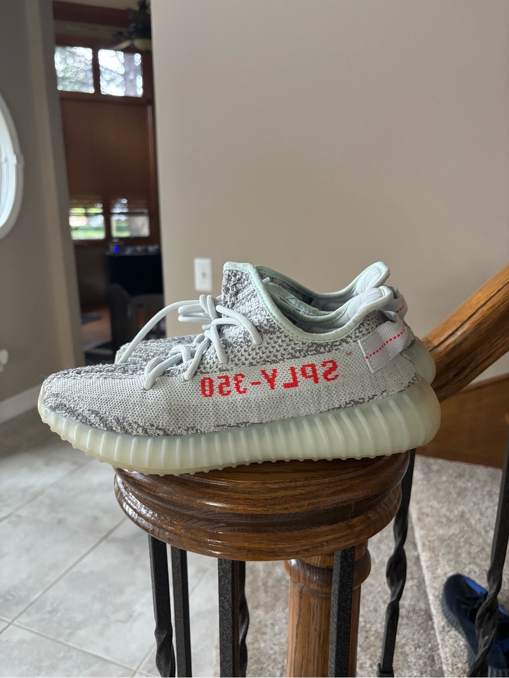 Yeezy Boost 350 V2 Light Grey with Bright Red SPLY-350